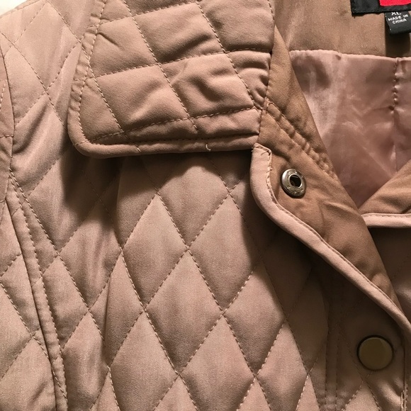 Gallery Size XL Taupe “Quilted” Pattern Jacket - Picture 2 of 16